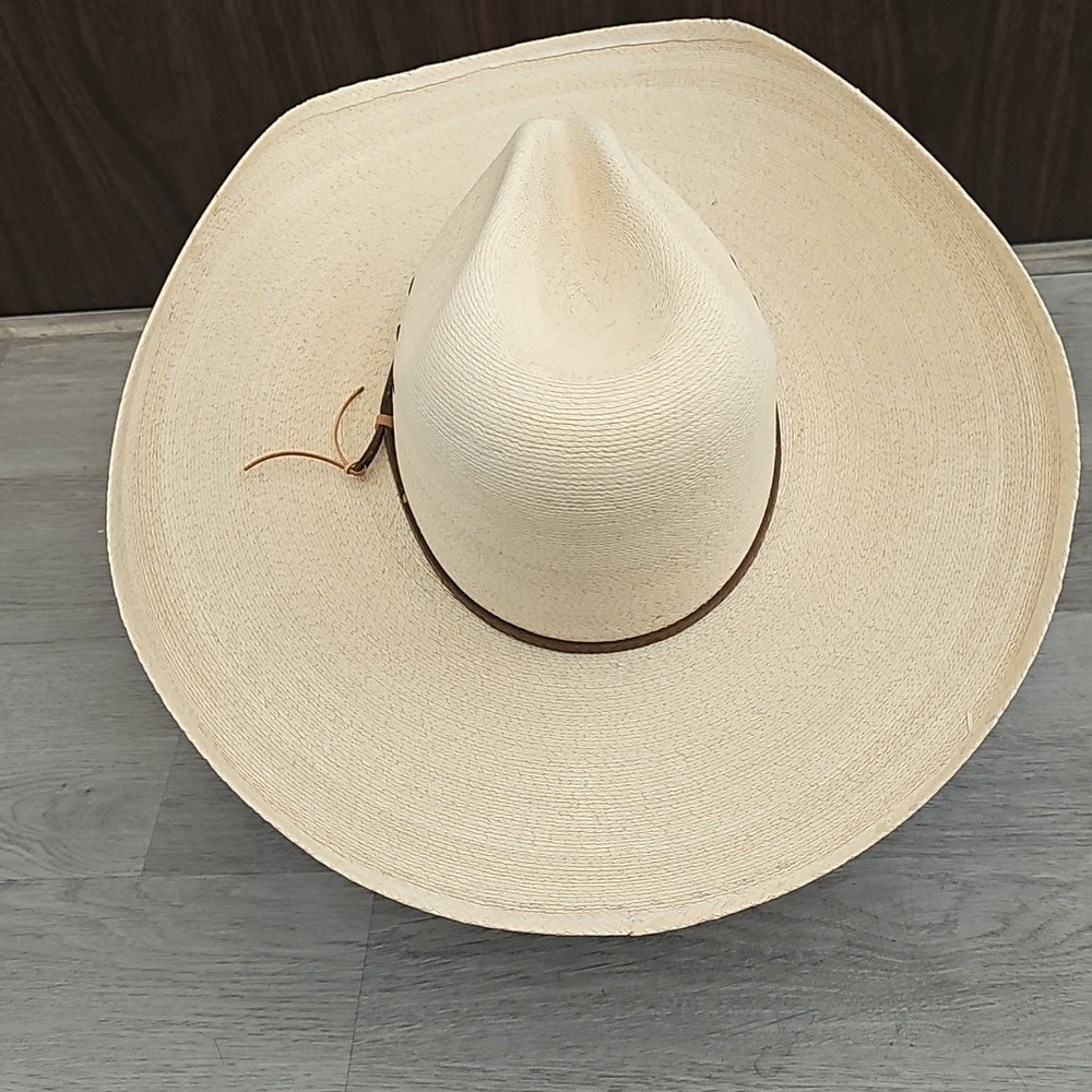 DALLAS HATS Men's Cream Cowboy Hat with Brown Band - Picture 7 of 13